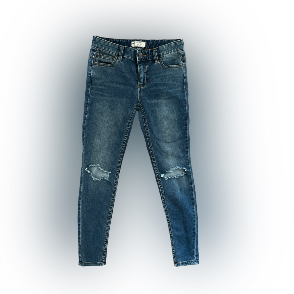 Free People - Distressed Skinny Jeans‎